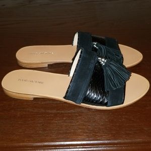 POUR LA VICTOIRE SUEDE SANDAL